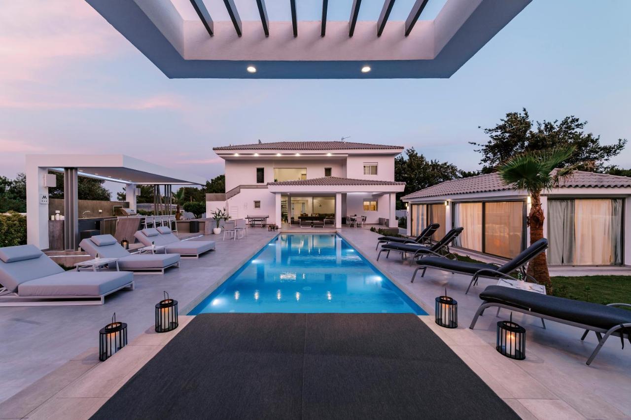 M Mansion Villa Pefki Eksteriør billede