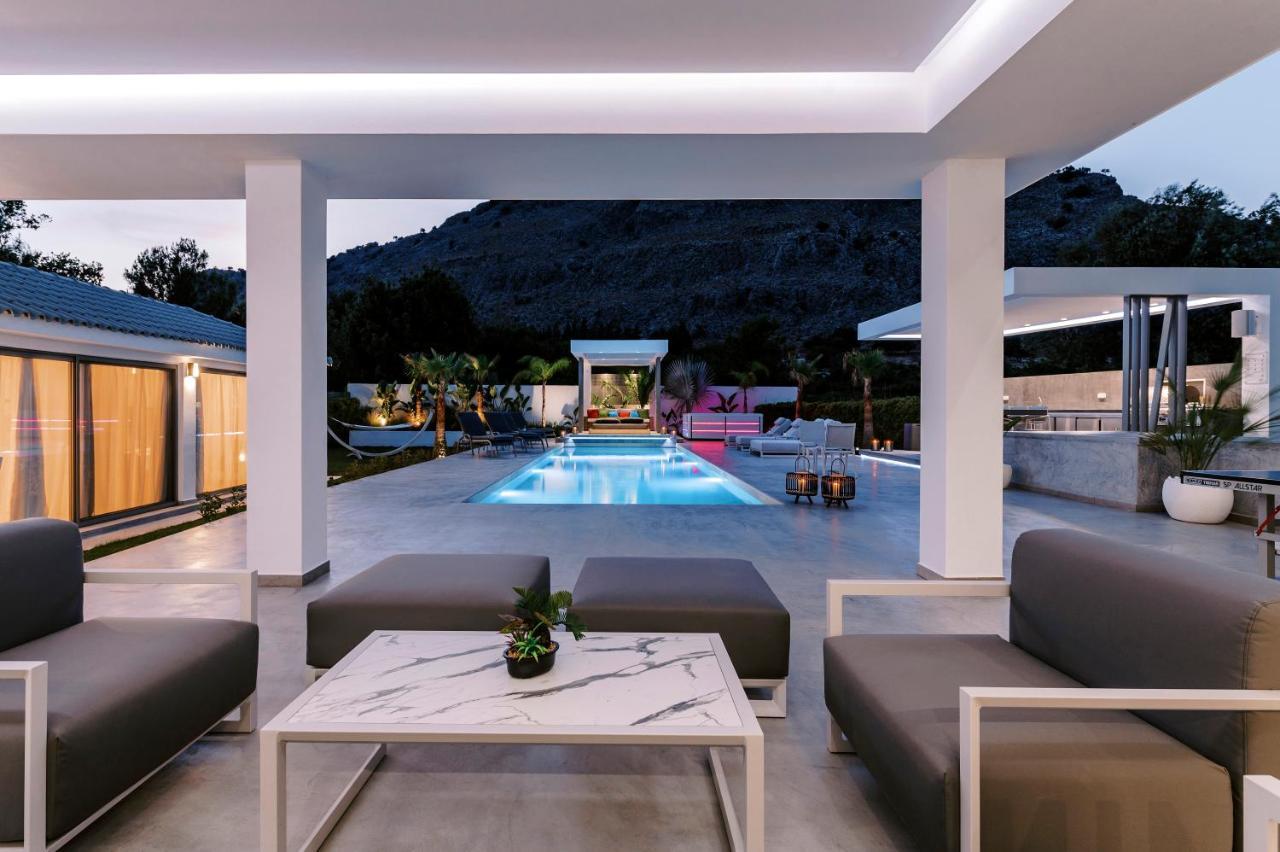 M Mansion Villa Pefki Eksteriør billede