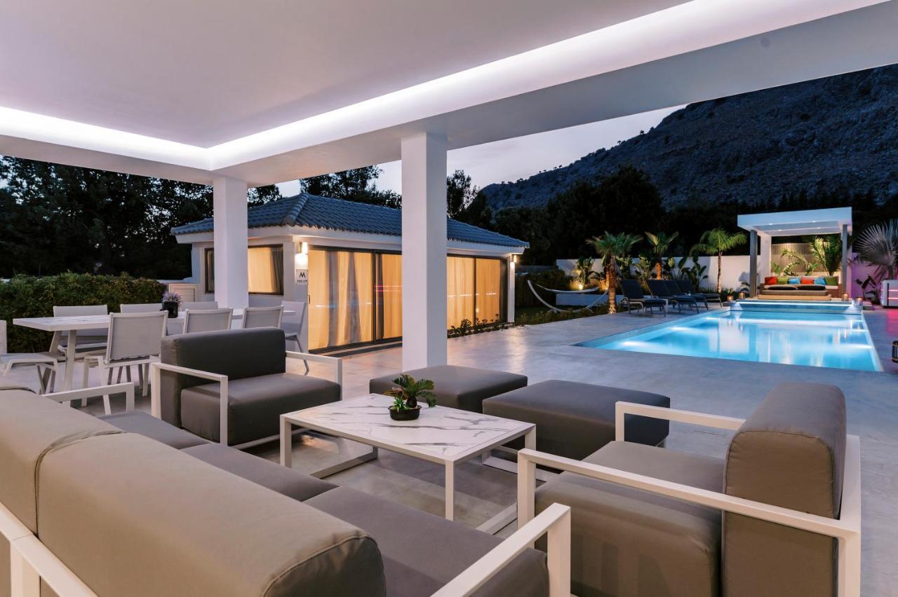M Mansion Villa Pefki Eksteriør billede